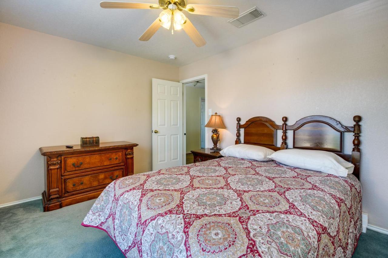 Holiday home With Private Hot Tub And Pool! San Antonio